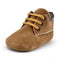 Chaussures hautes classique à lacets