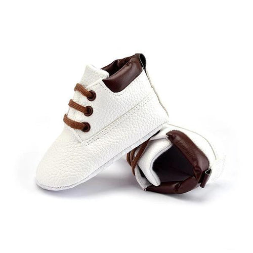 Chaussures hautes classique à lacets