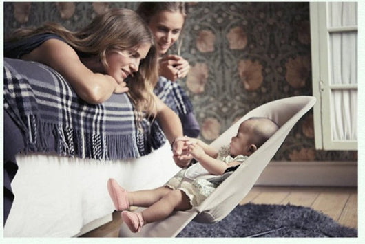 Chaise à bascule pour bébé