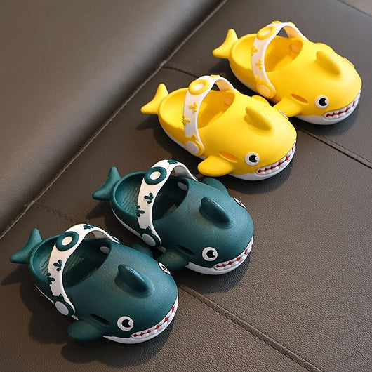 Sabots enfants motif requins