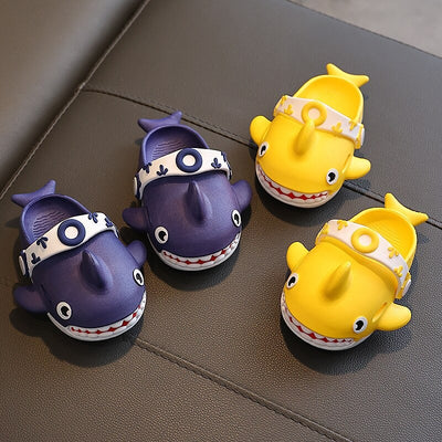 Sabots enfants motif requins